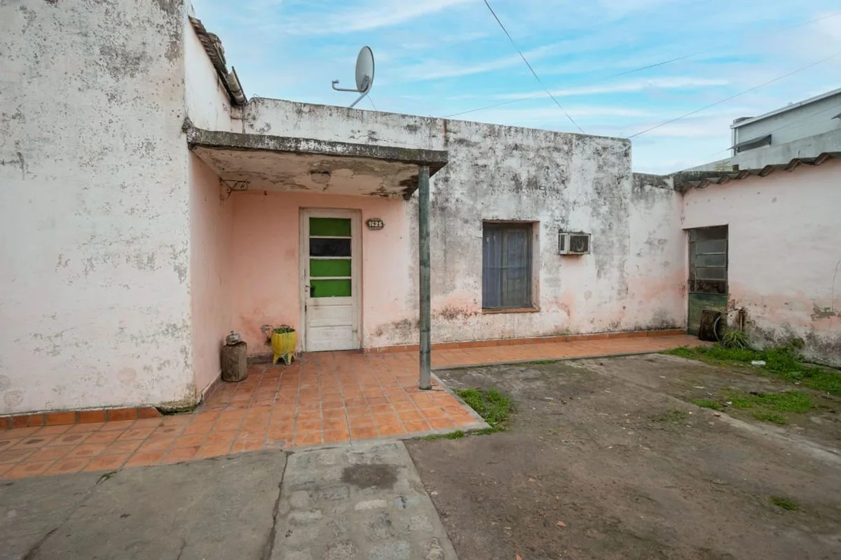 VENTA CASA A REFACCIONAR EN MONTE VERA foto 3