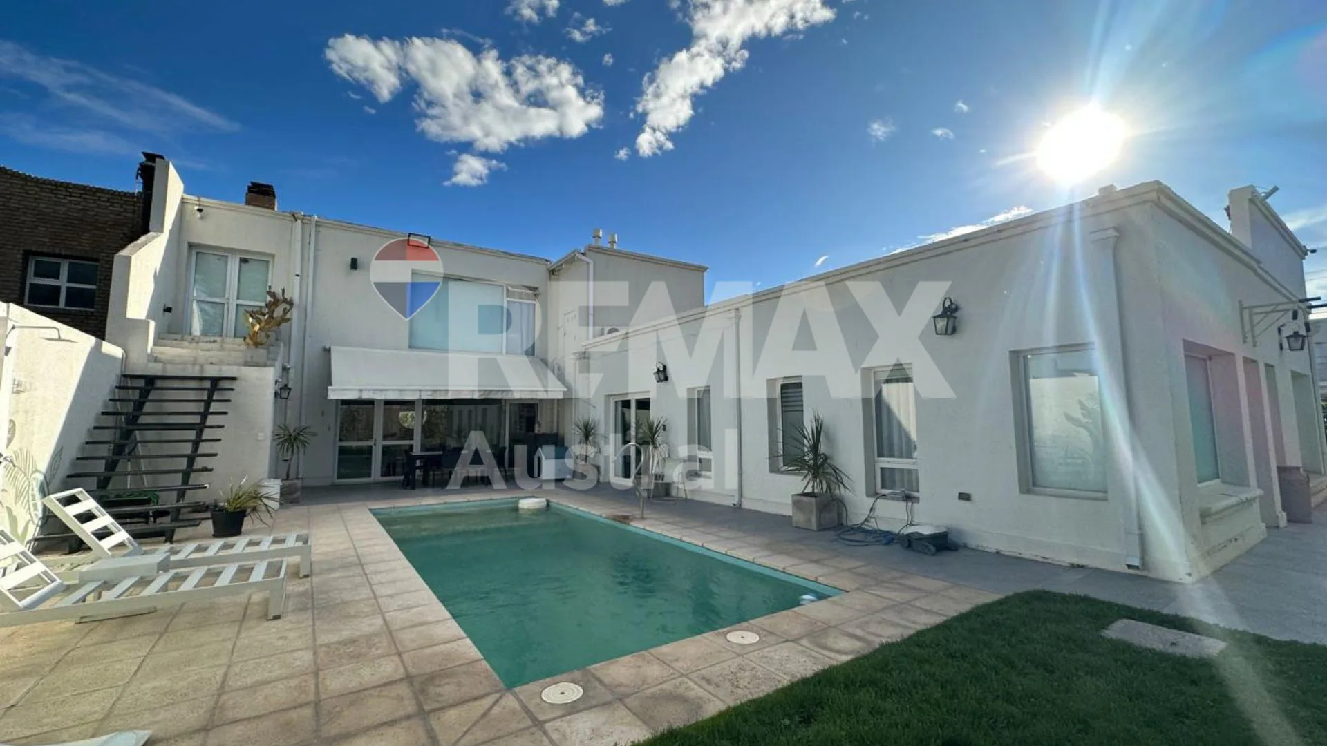 CASA NIVEL GERENCIAL EN RADA TILLY foto 4