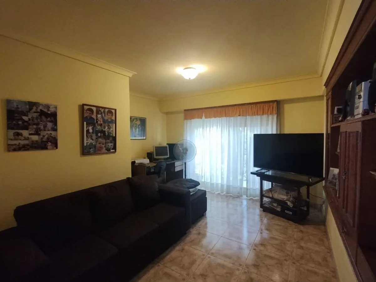 VENTA - PH 4 ambientes + Play /Monoambiente 3°piso foto 4