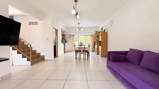 CASA VENTA 4 AMBIENTES EN VILLA LUZURIAGA -RAMOS MEJIA- CON COCHERA