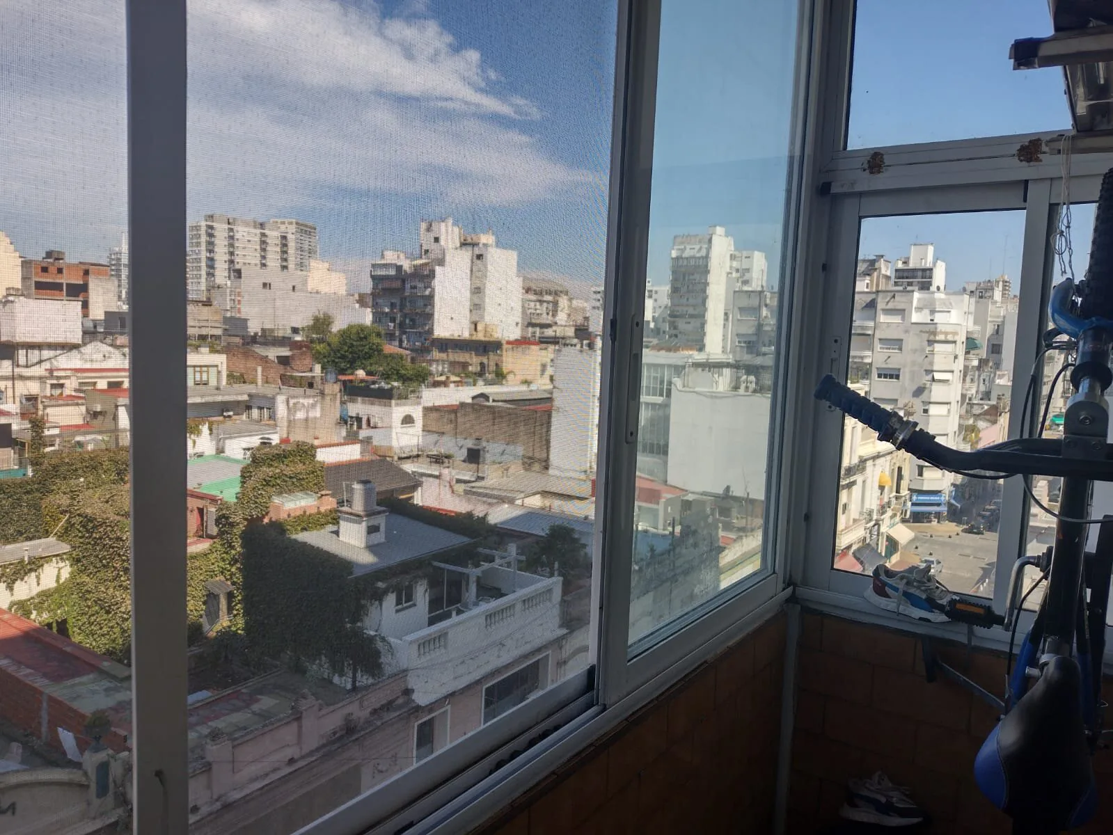 Se Vende un Hermoso Departamento de 3 Ambientes con Balcón - San Telmo foto 4