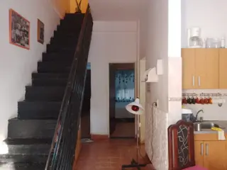 VENTA CASA 3 AMBIENTES-BANFIELD-APTA CREDITO foto 3