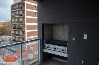 Departamento de 3 ambientes con cochera, Bernal centro. foto 4