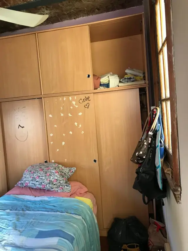 Venta casa 6 ambientes Checoslovaquia 4300