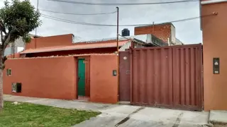 VENTA- CASA PARA DOS FAMILIAS foto 1