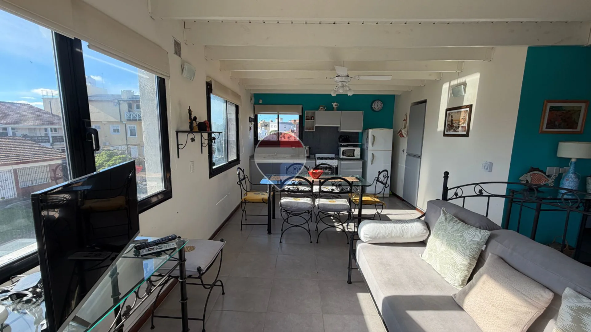 DEPARTAMENTO VENTA CUATRO AMBIENTES MAR DE OSTENDE foto 5