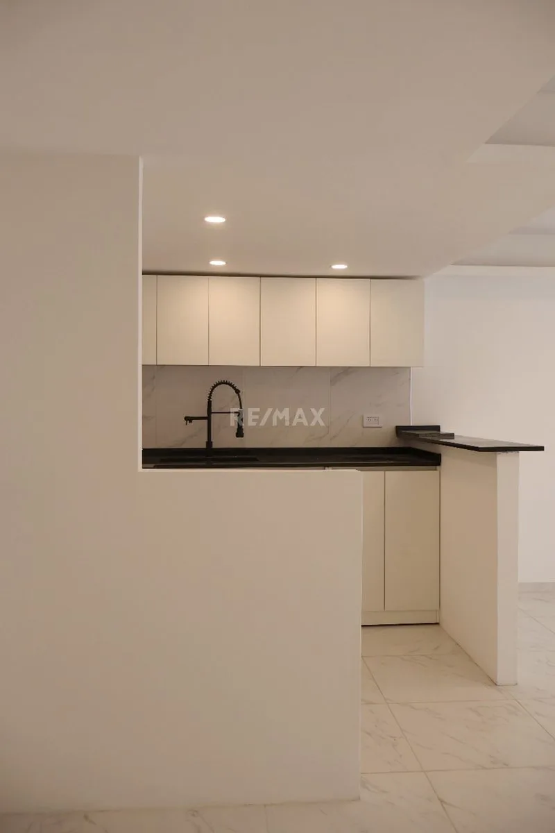 VENTA DPTO 4 AMB EN PALERMO CON PARRILLA Y COCHERA foto 2