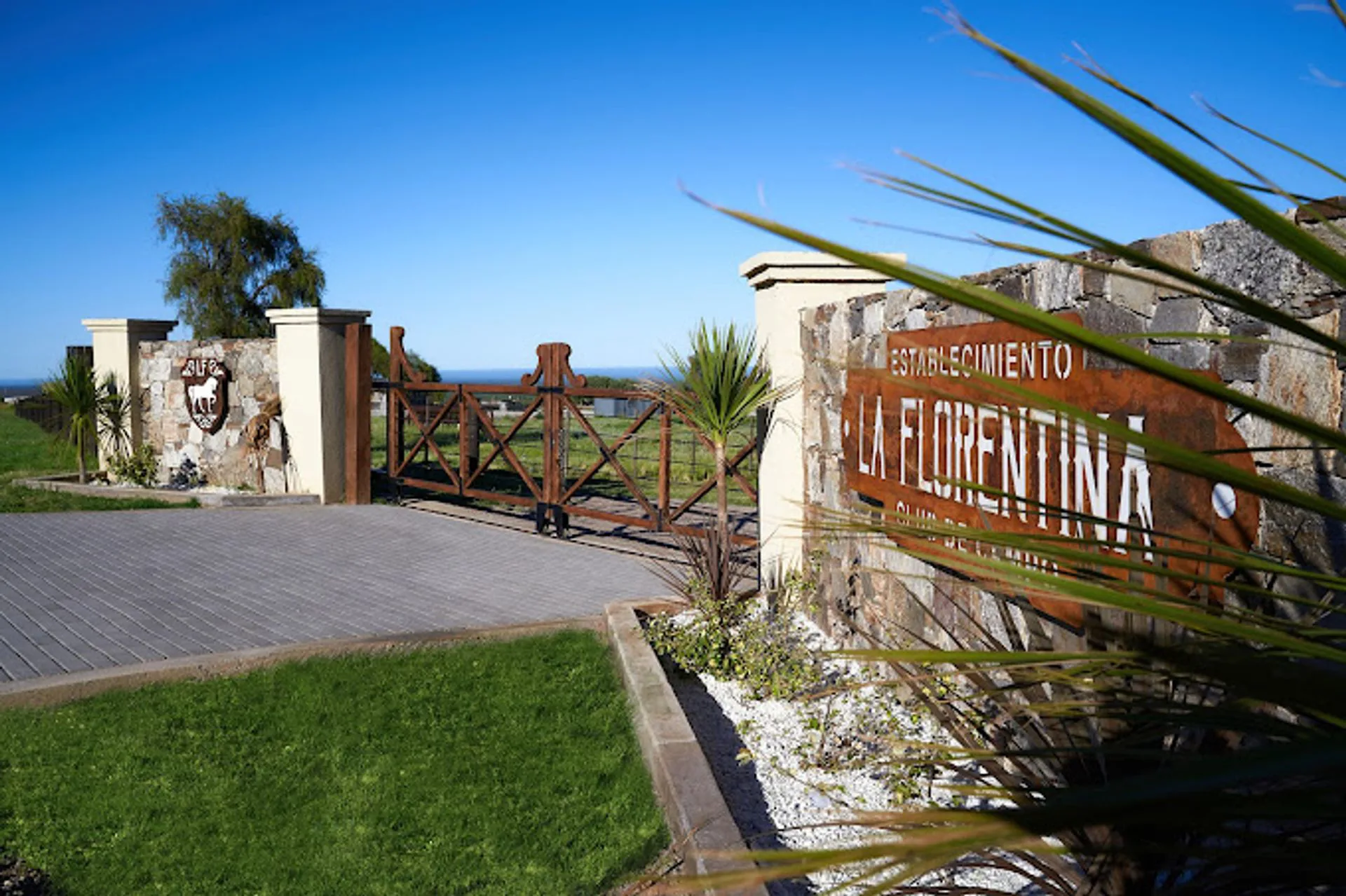 SE VENDE TERRENO 3300M2 LA FLORENTINA – FINANCIADO foto 2