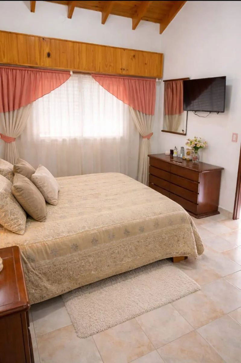 CASA 4 AMBIENTES EN VENTA LOMAS DEL MIRADOR APTO C foto 5