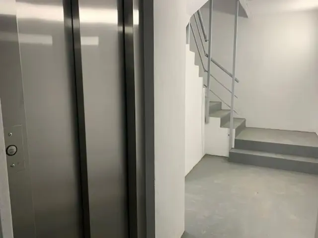 Cochera a estrenar en Bernal centro Oportunidad