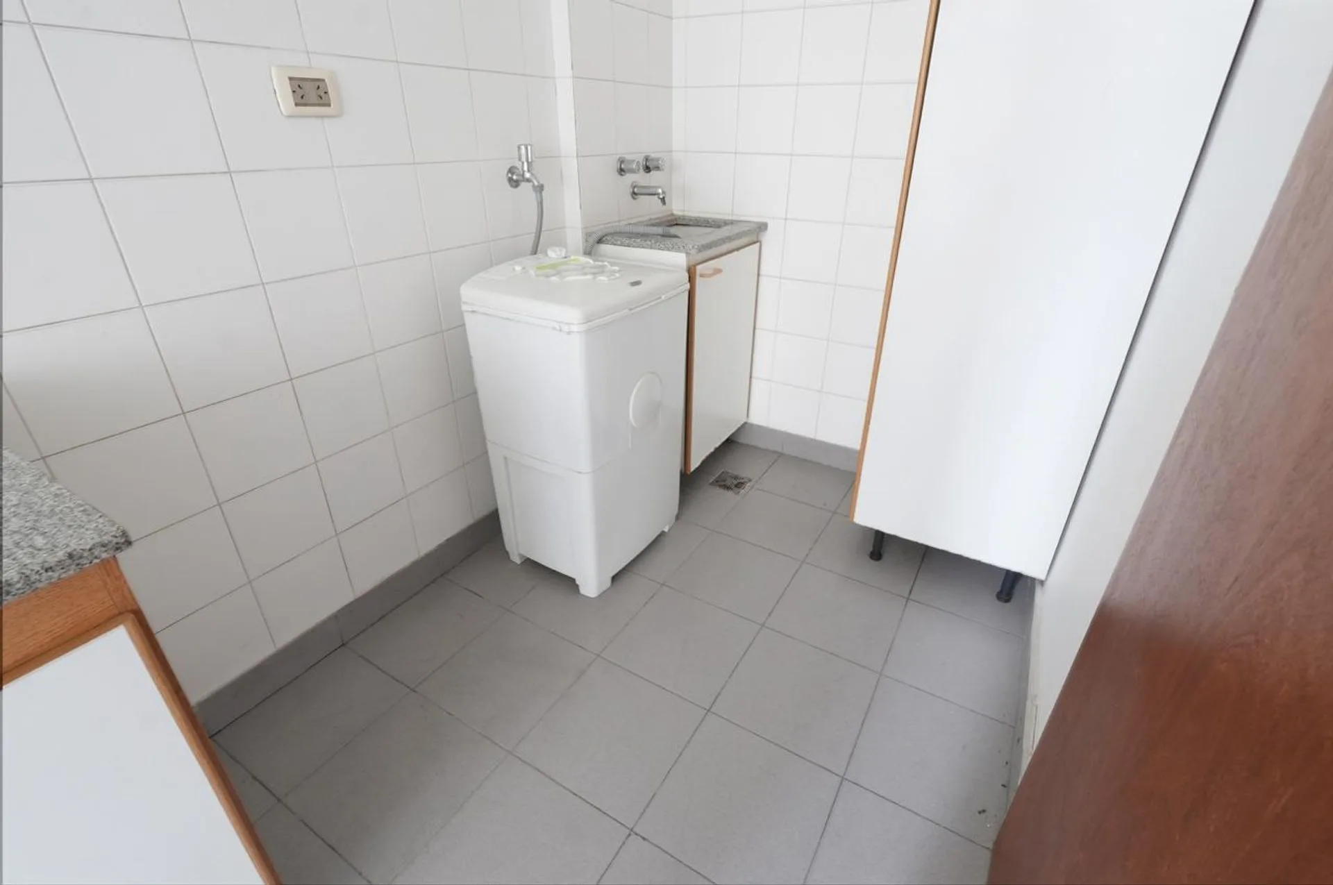VENTA DEPTO 3 AMBIENTES - ALMAGRO - APTO CREDITO foto 4