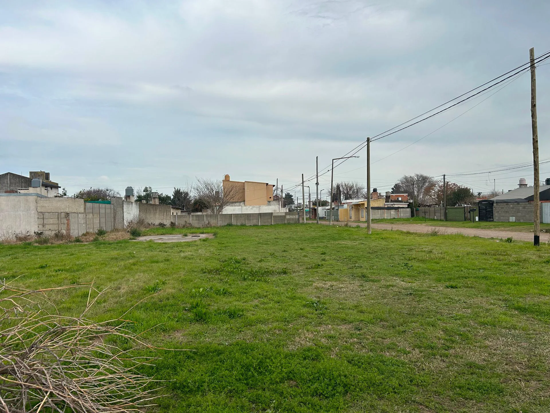 Venta Terreno 10x45 - Excelente Ubicación foto 3