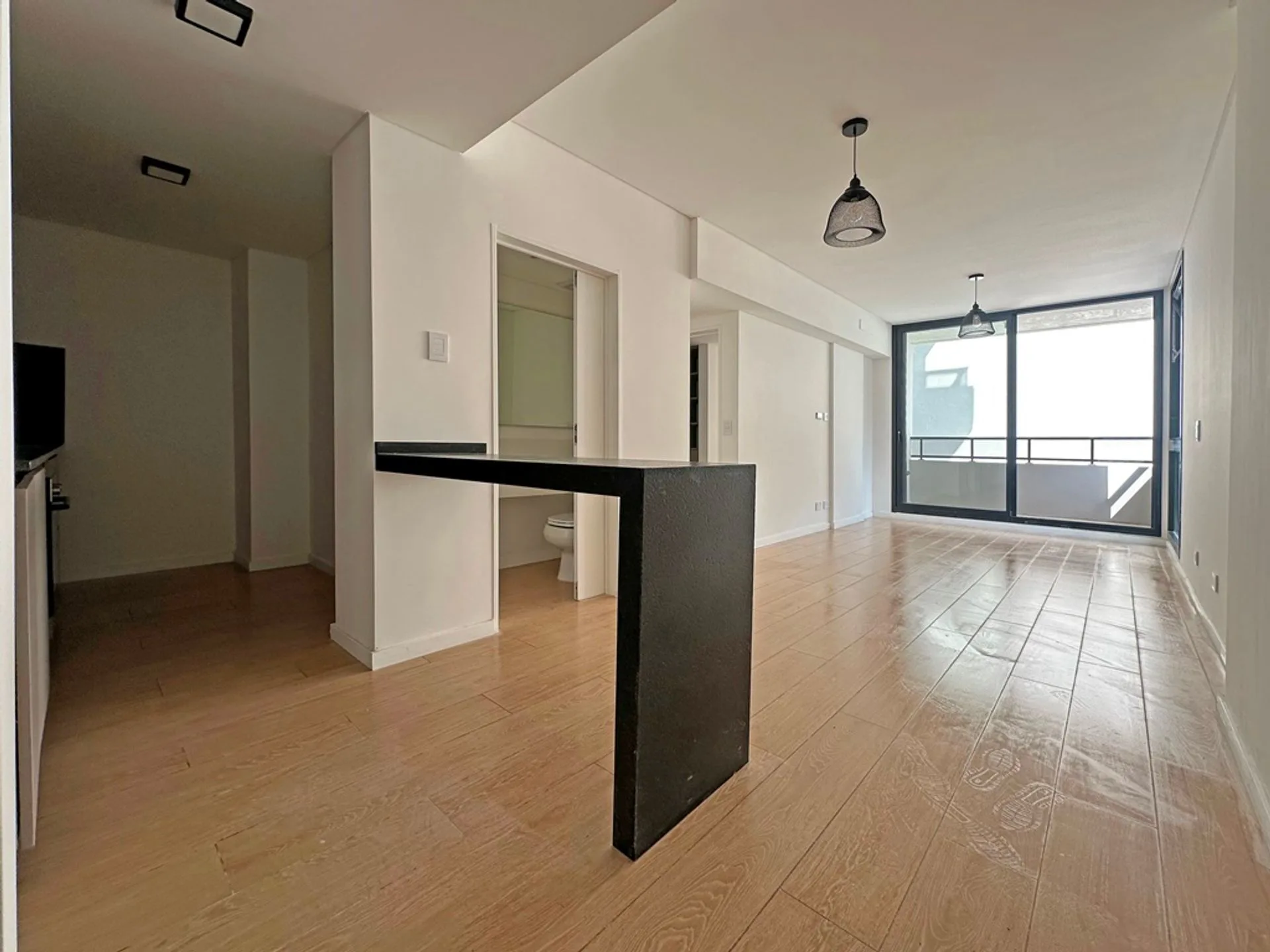 Dpto 2 amb en VENTA en PALERMO balcón y COCHERA foto 3