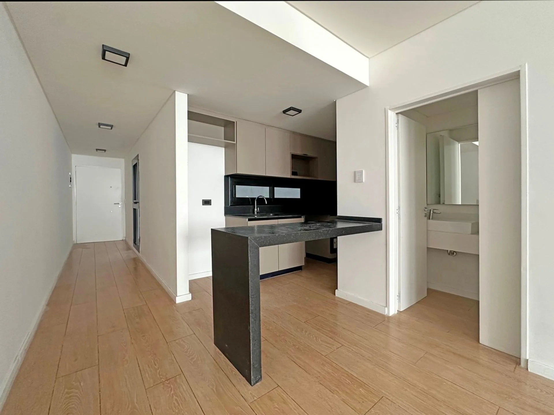 Dpto 2 amb en VENTA en PALERMO balcón y COCHERA foto 5