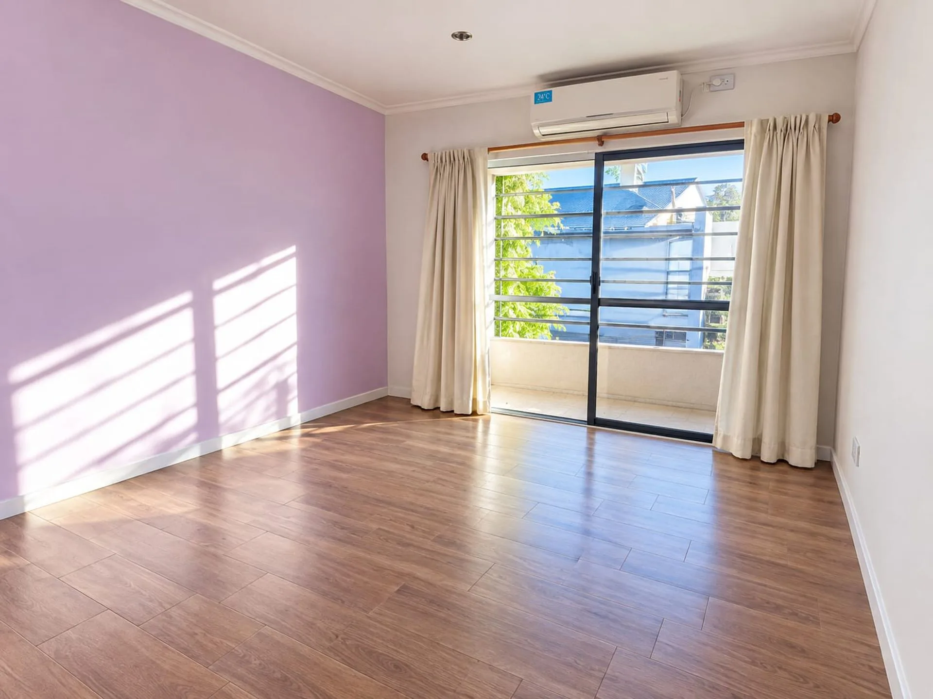 VENTA PH 3 AMBIENTES EN BERNAL ESTE - APTA CREDITO foto 3