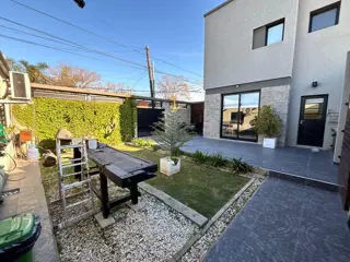 Casa en Venta en SAN CARLOS  jardin quincho coch foto 4