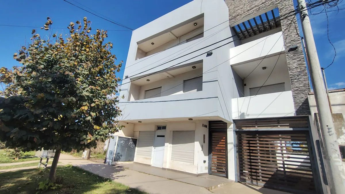 Hermoso dúplex de 2 dormitorios con cochera