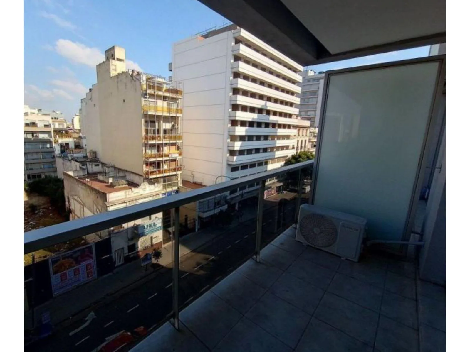 VENTA!!! Monoambiente Con Balcón Frente a la UADE, Caba. foto 2