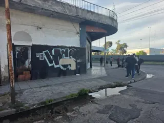 Excelente Local Comercial en Alquiler - en Sa Justo foto 4