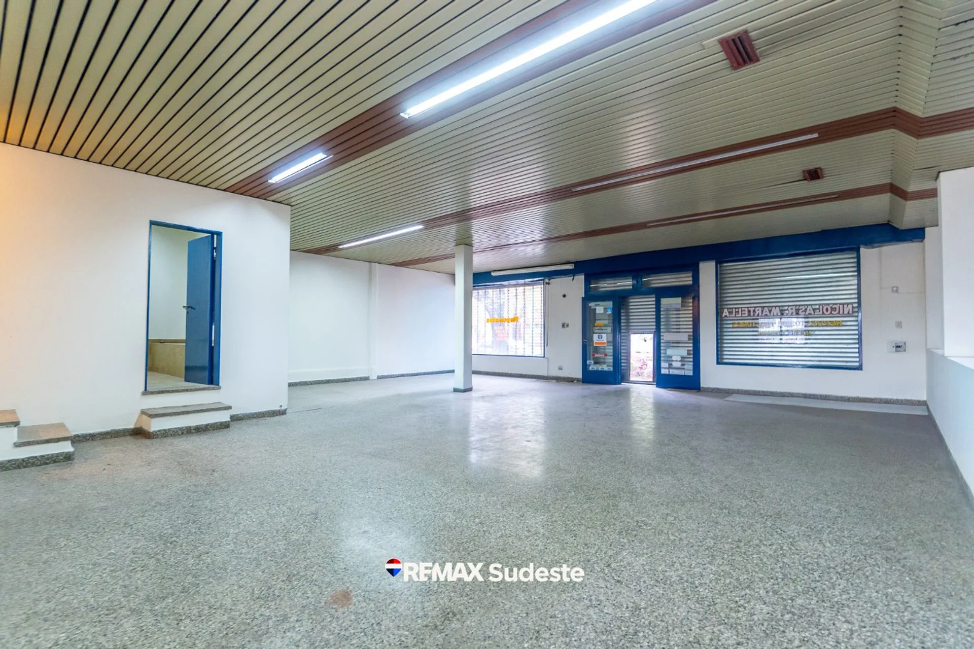 SALON COMERCIAL Y TALLER C/ SALIDA POR MALVINAS foto 4