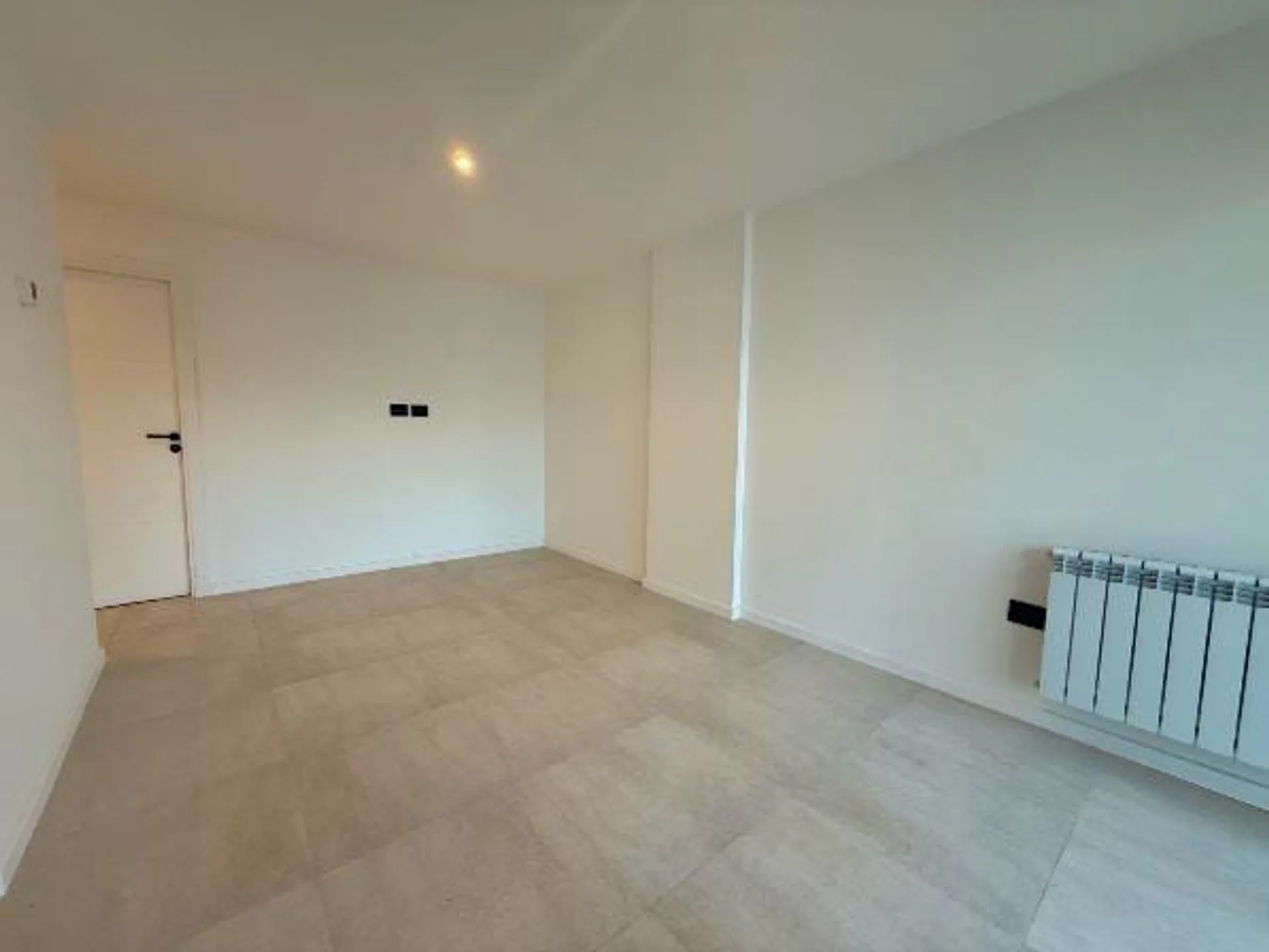 VENTA- DPTO. 2 AMB. A ESTRENAR CON COCHERA foto 4