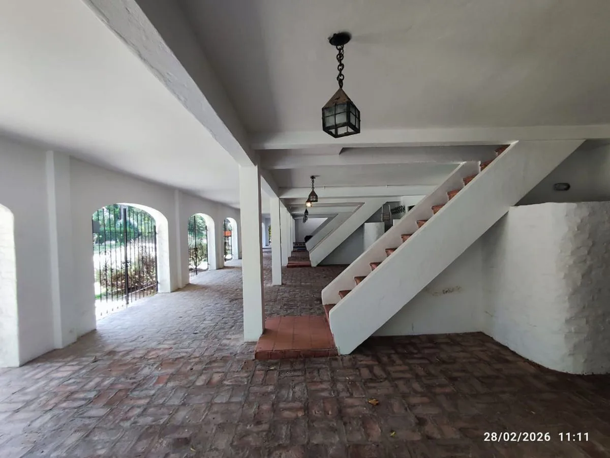 Venta Pinamar Triplex 4 ambientes y dep cochera foto 3