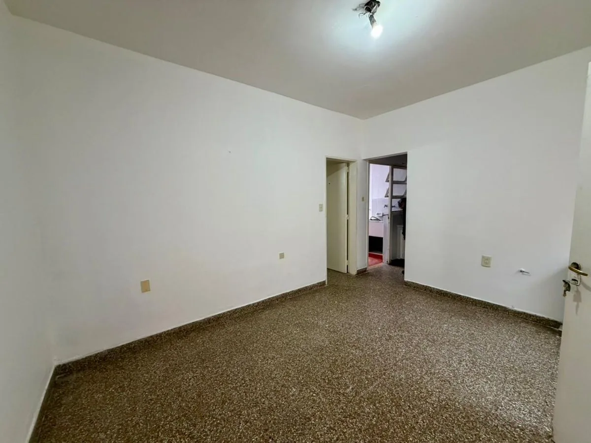 VENTA DEPRATMENTO INTERNO PLANTA BAJA foto 2