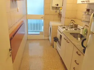 Muy buen depto de 2 amb con balcón en Villa Crespo. foto 5