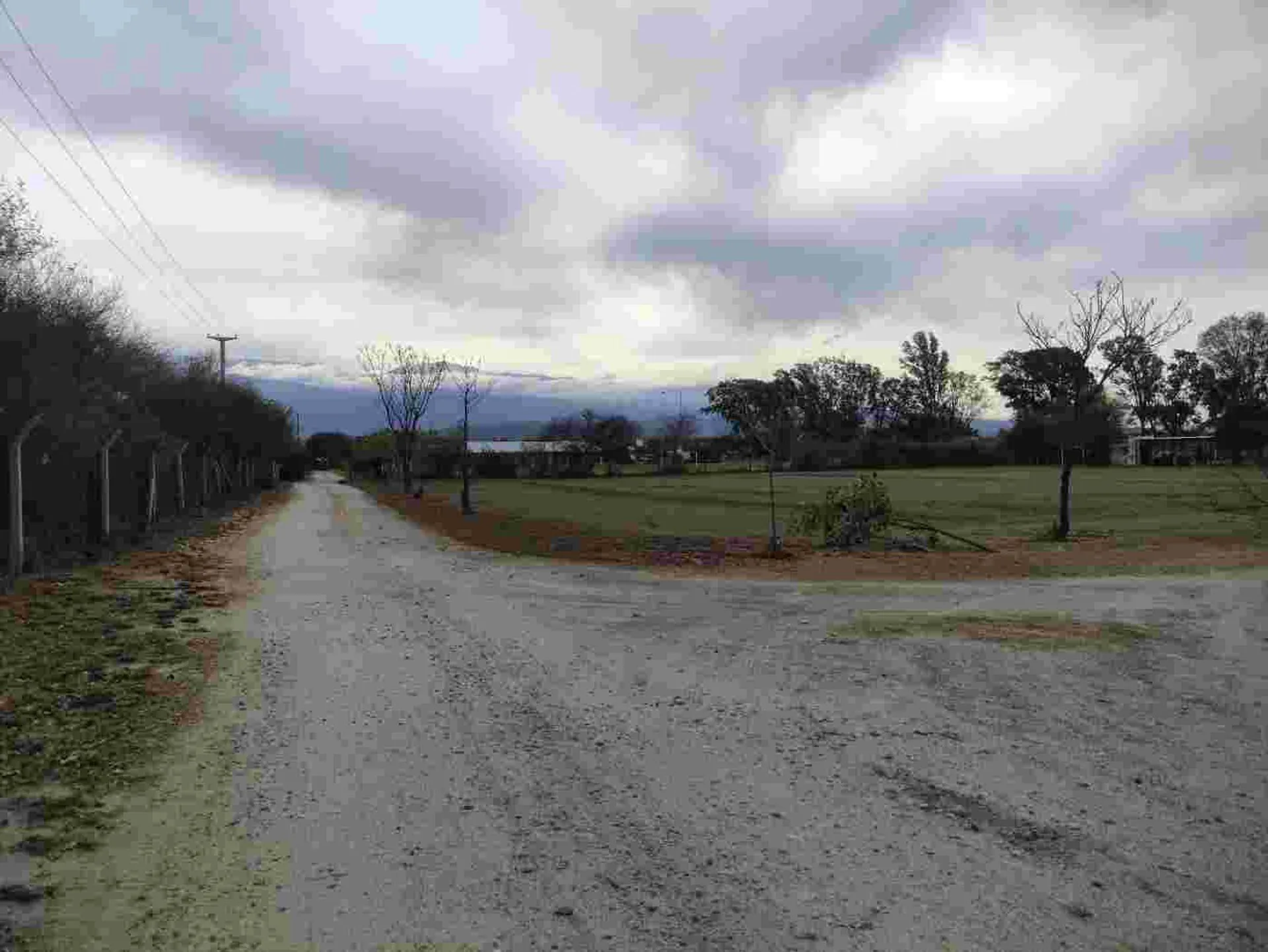 Terreno en Venta Country chacras de valle nuevo foto 3