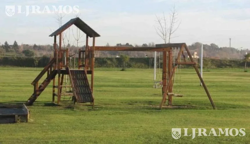 Terreno en  Barrio Canton Golf PM foto 4