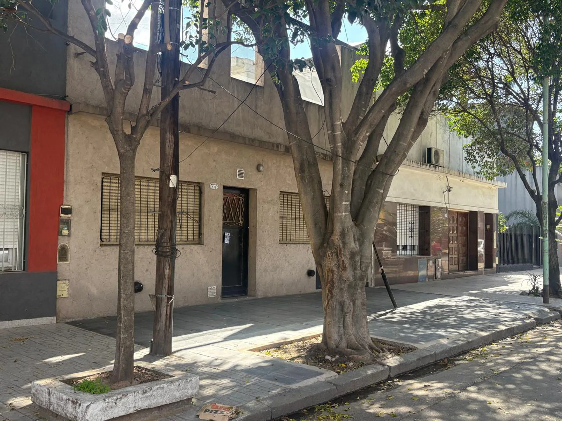 VENTA DE CASA SOBRE LOTE PROPIO 8,70X26,47 foto 2