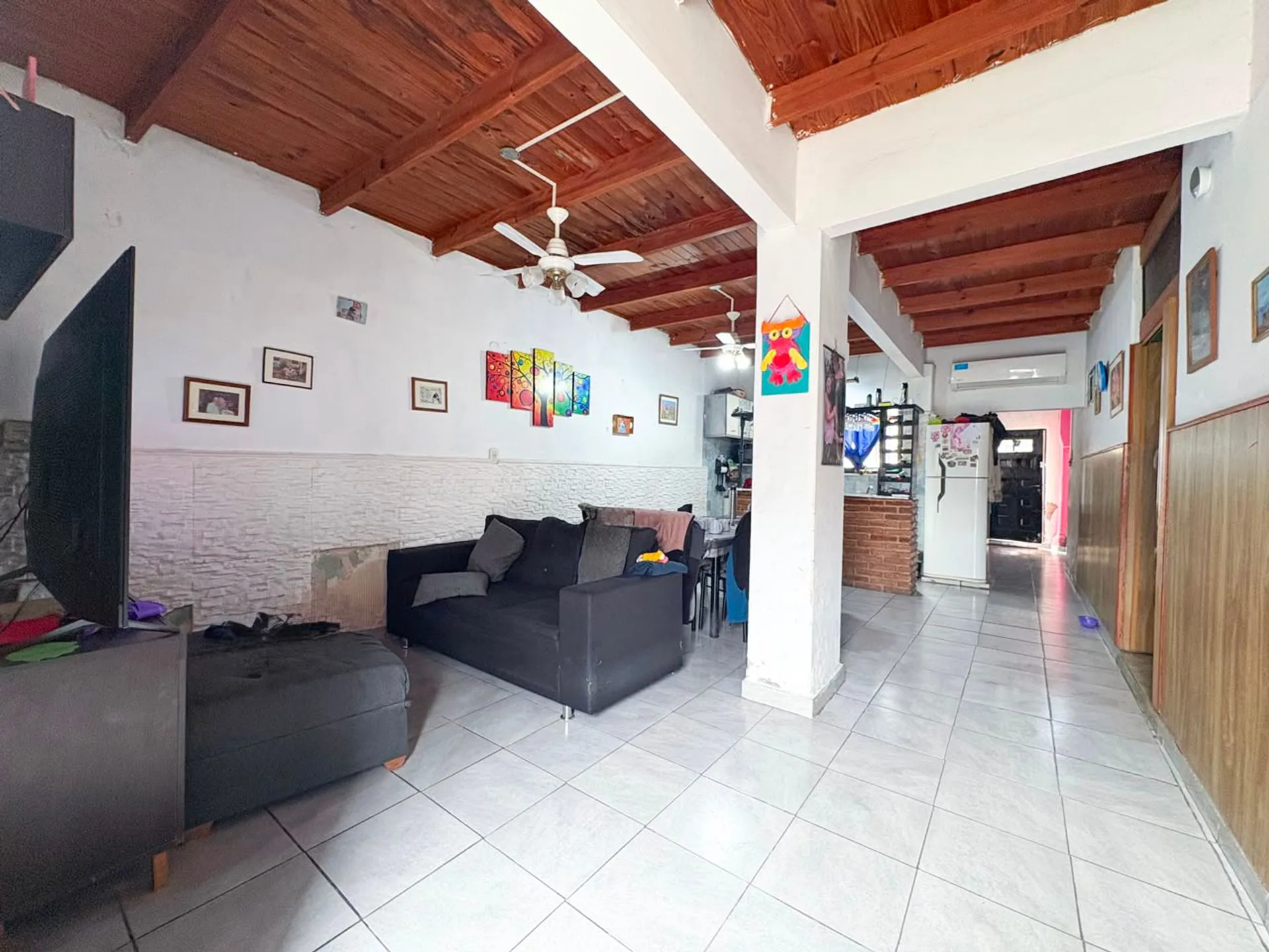CASA EN VENTA 3 DORMITORIOS COCHERA - ECHESORTU foto 2