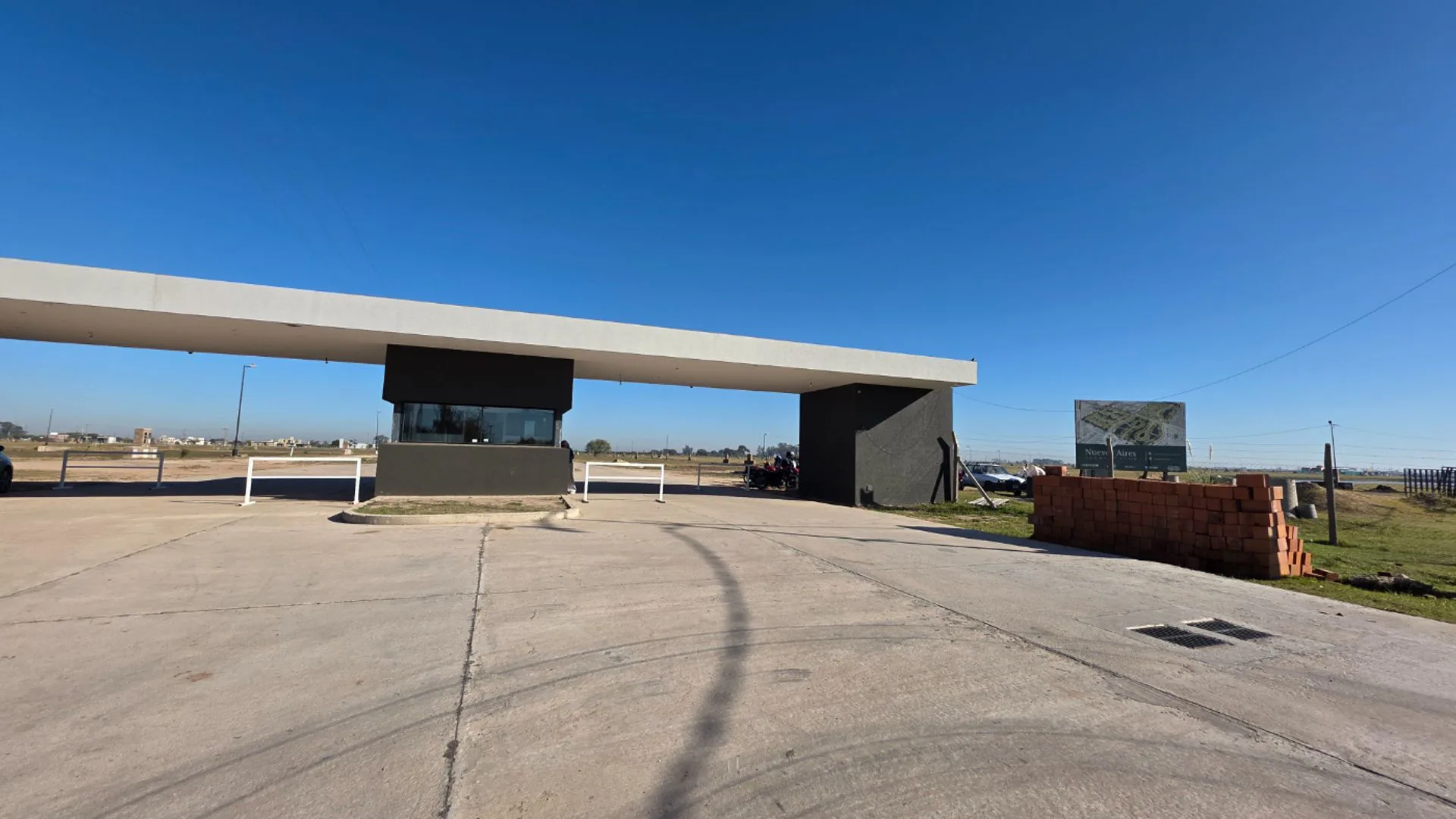 VENTA TERRENO EN COUNTRY NUEVOS AIRES foto 2