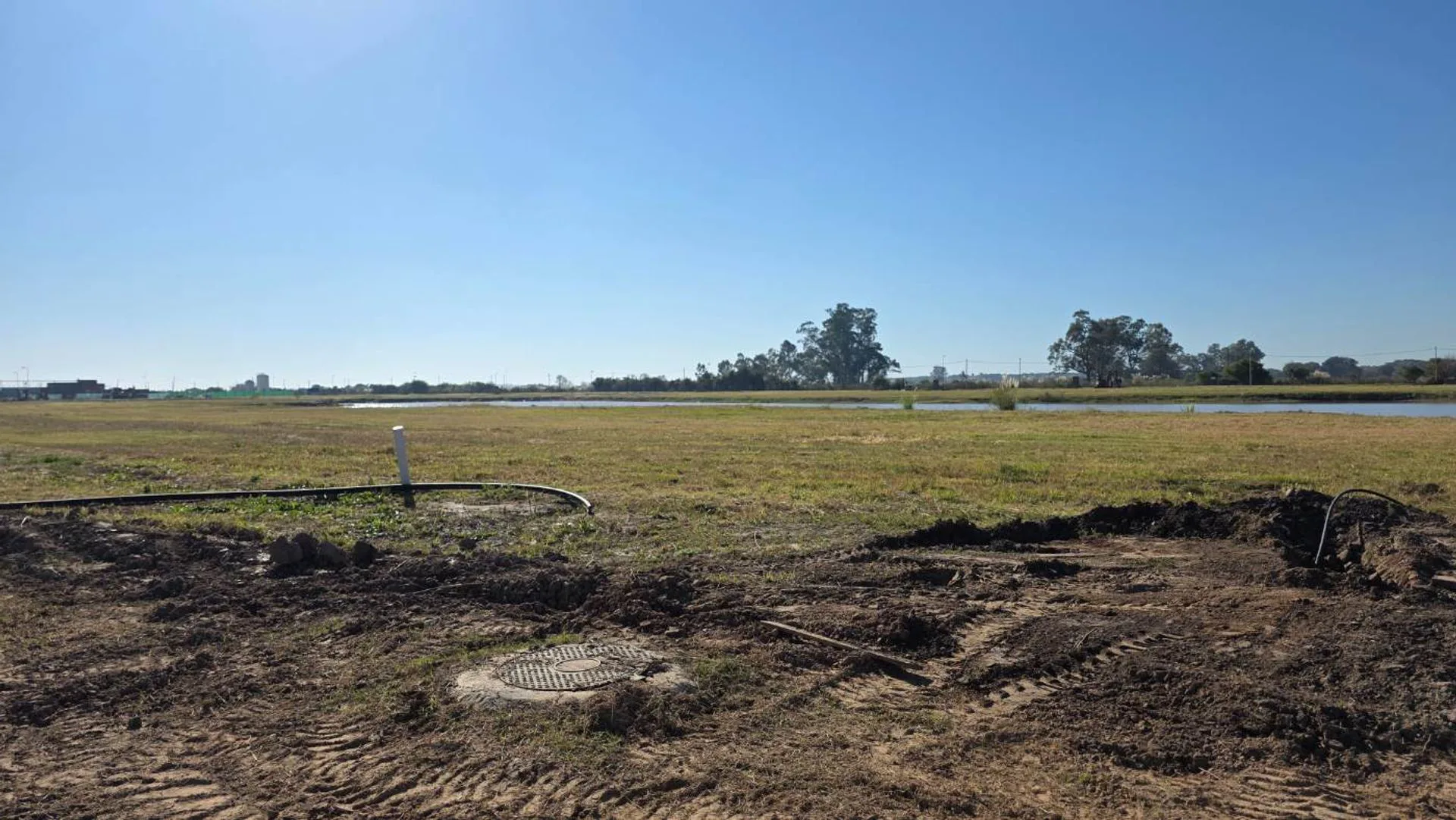VENTA TERRENO EN COUNTRY NUEVOS AIRES foto 5