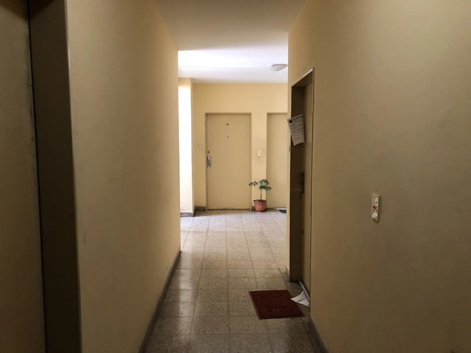 VENTA DEPARTAMENTO 4 AMB. EN EDIFICIO CON SEGURIDAD 24HS. foto 3