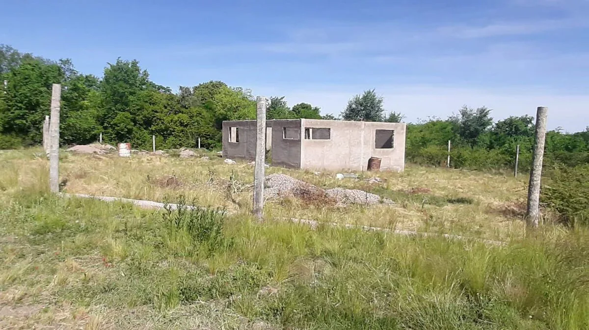 VENTA TERRENO + CASA A TERMINAR EN ESTANCIA GRANDE foto 5