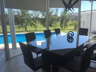 Importante casa de 3 dorm. Roldan
5 ambientes - 3 dormitorios - 3 baños - 2 cocheras
Av. de las Libertades , z/Tierra de Sueños 2, Roldán
250 m2, 165 foto 4