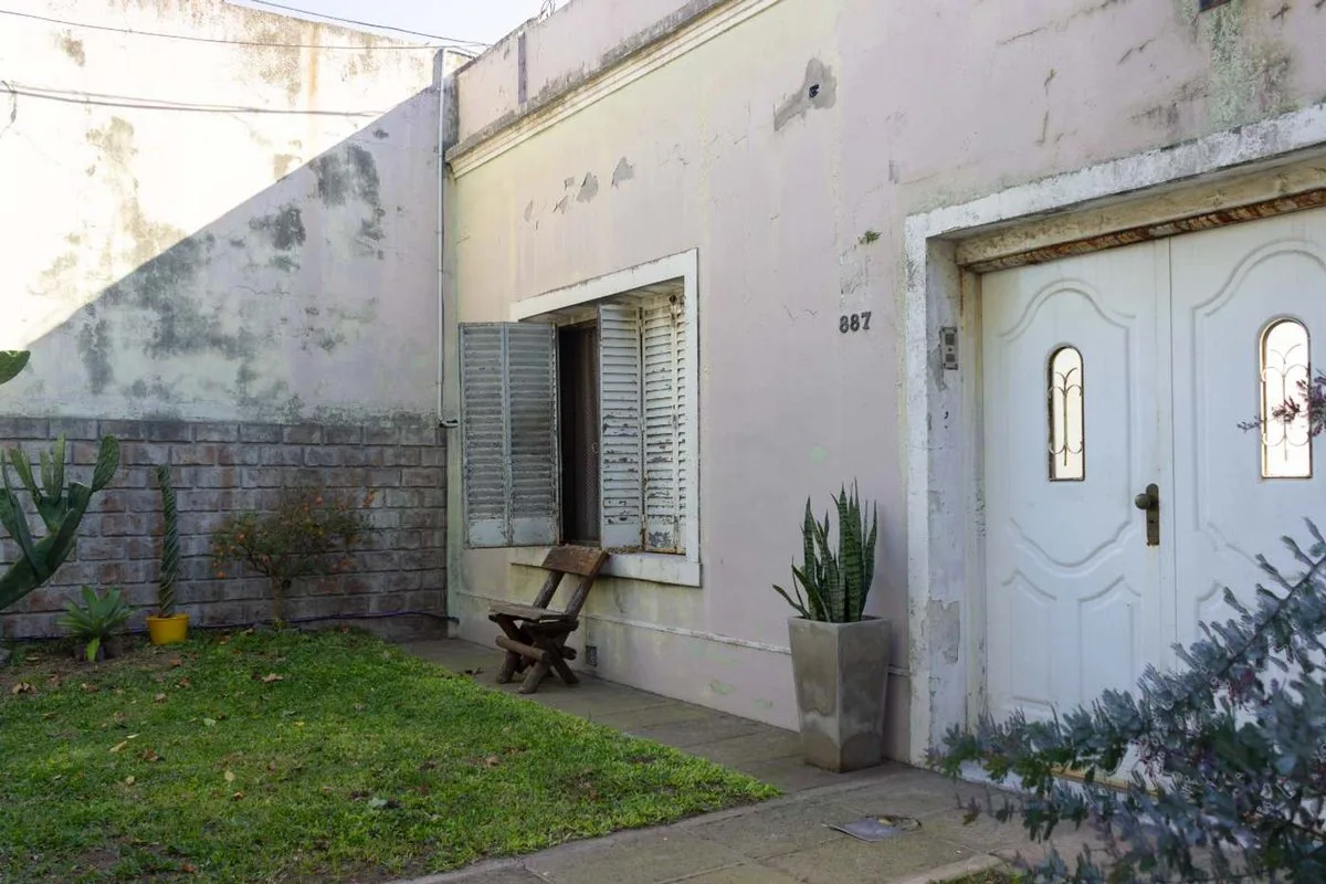 VENTA CASA 5 AMBIENTES EN MORON foto 4