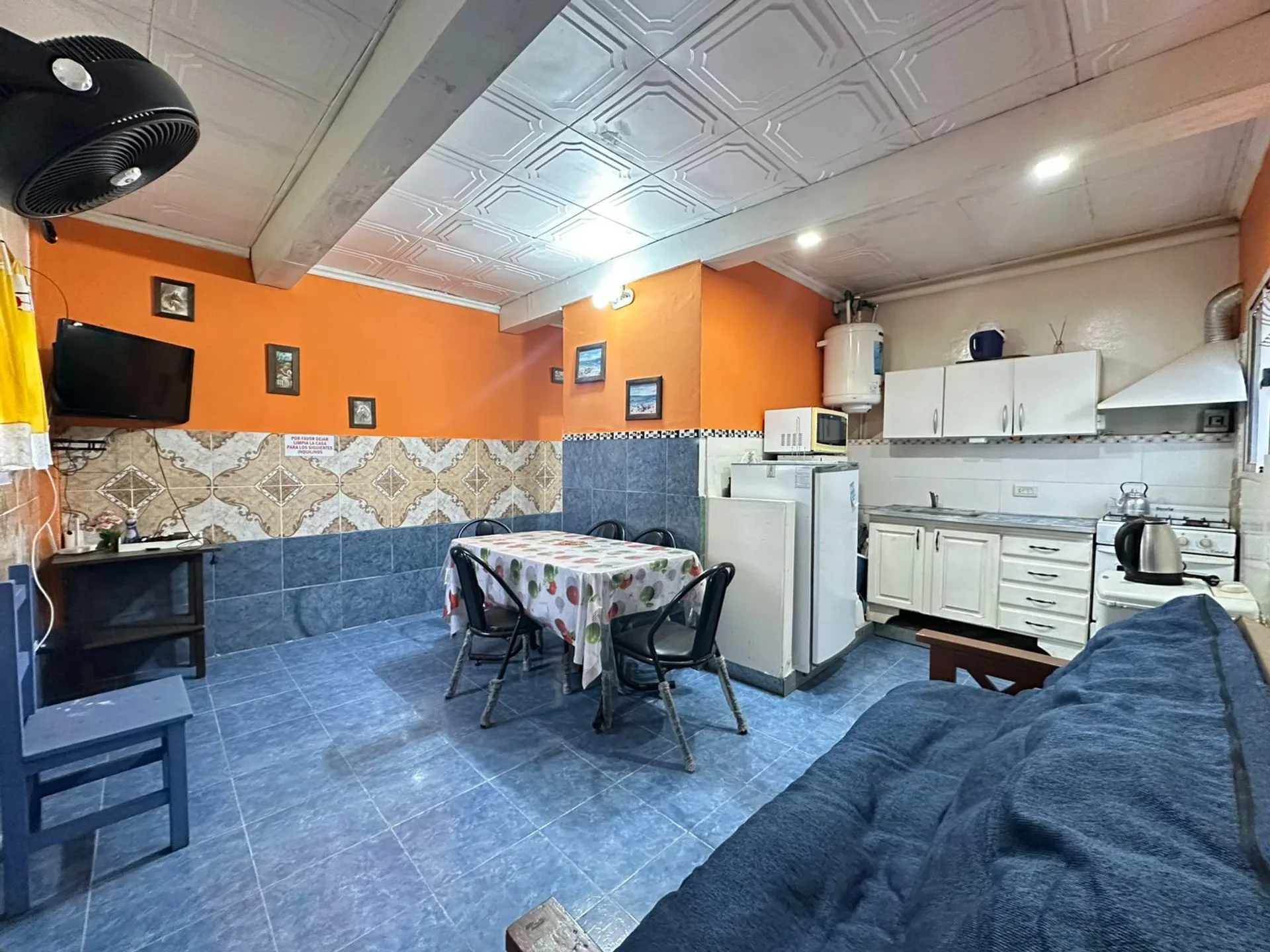 CASA EN PH CON AMPLIO LOTE VENTA MAR DE AJÓ foto 2