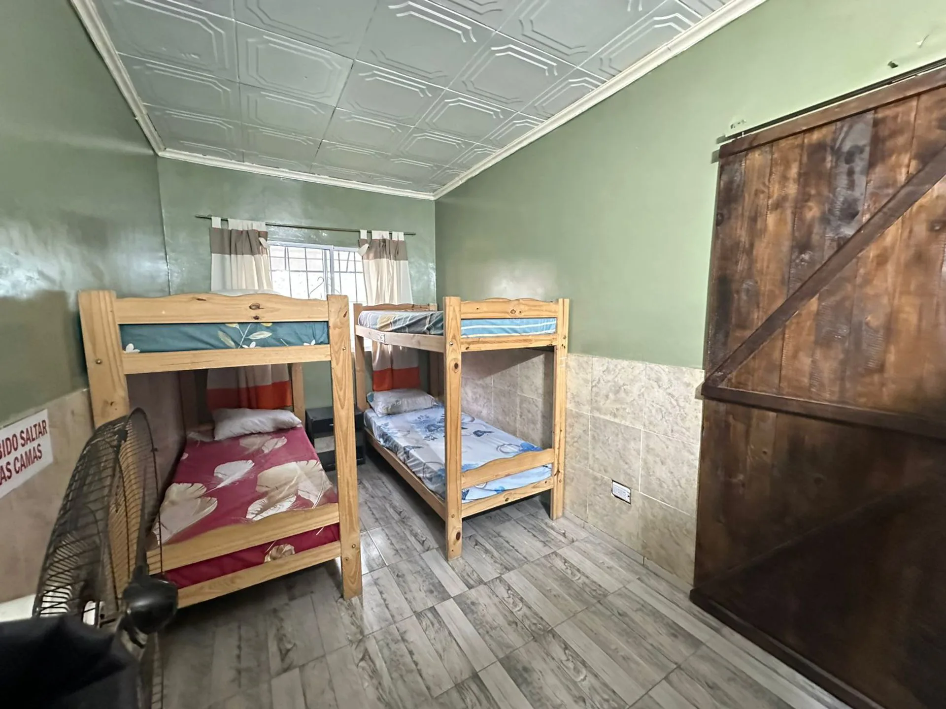 CASA EN PH CON AMPLIO LOTE VENTA MAR DE AJÓ foto 4