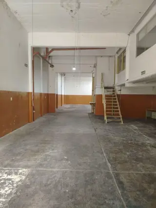 Galpón Industrial en alquiler en Lomas del Mirador foto 4