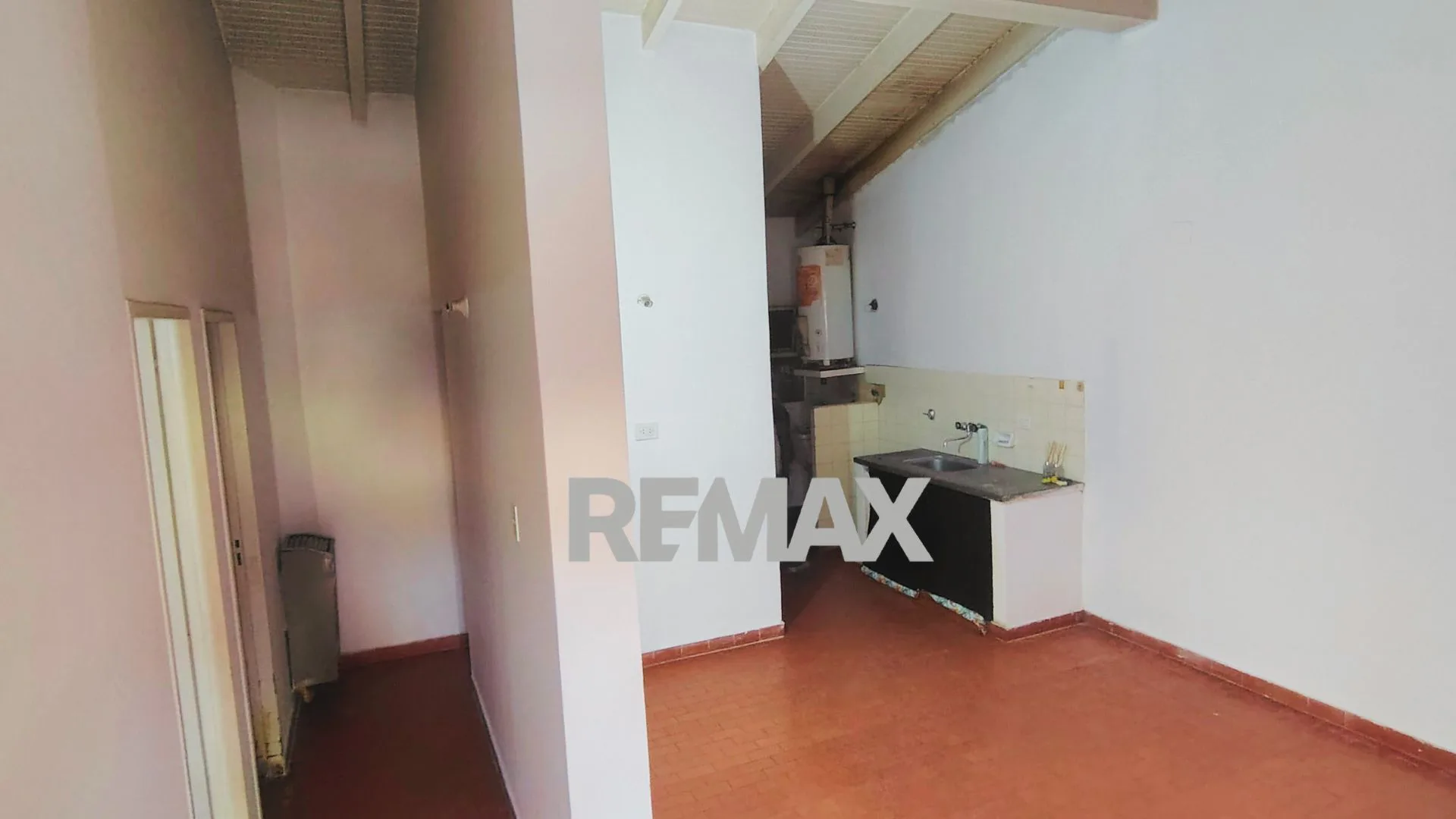 VENTA_CASA_2_HABITACIONES - CIPOLLETTI foto 2