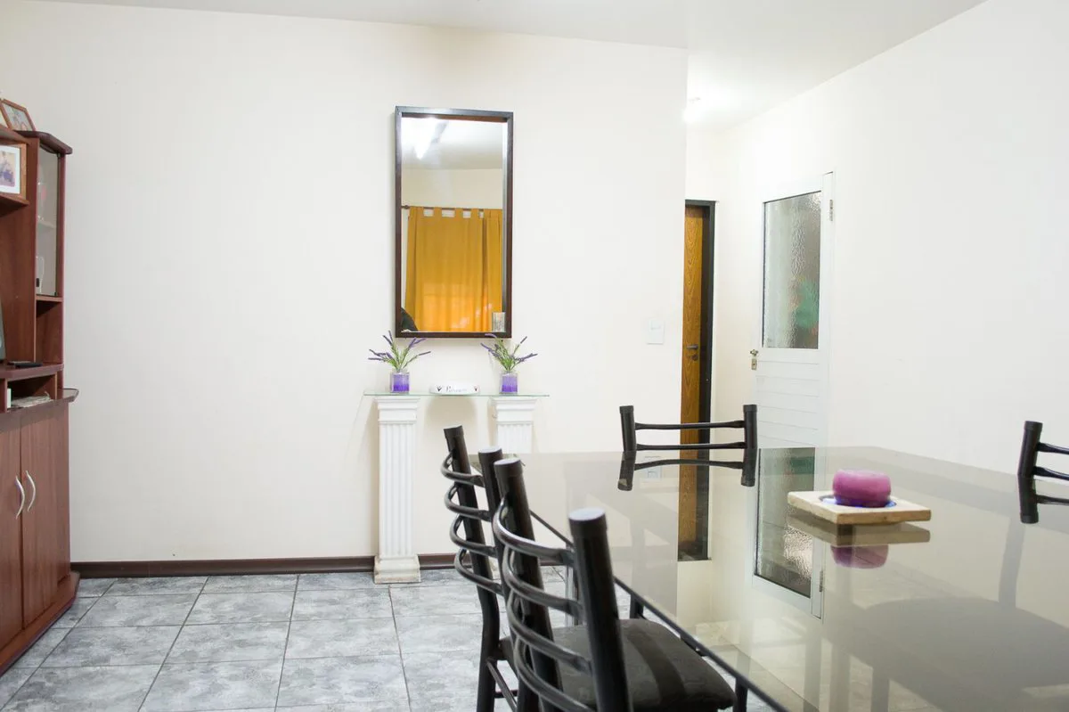 CASA 4 AMBIENTES VENTA AVELLANEDA foto 3