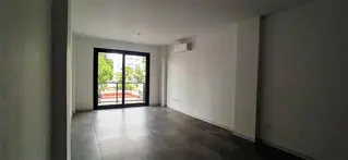 1 AMB. DIVISIBLE EN VENTA, ESCALADITA. EDIFICIO CON SUM,PISCINA,SOLARIUM Y LAUNDRY. APTO CREDITO. foto 4