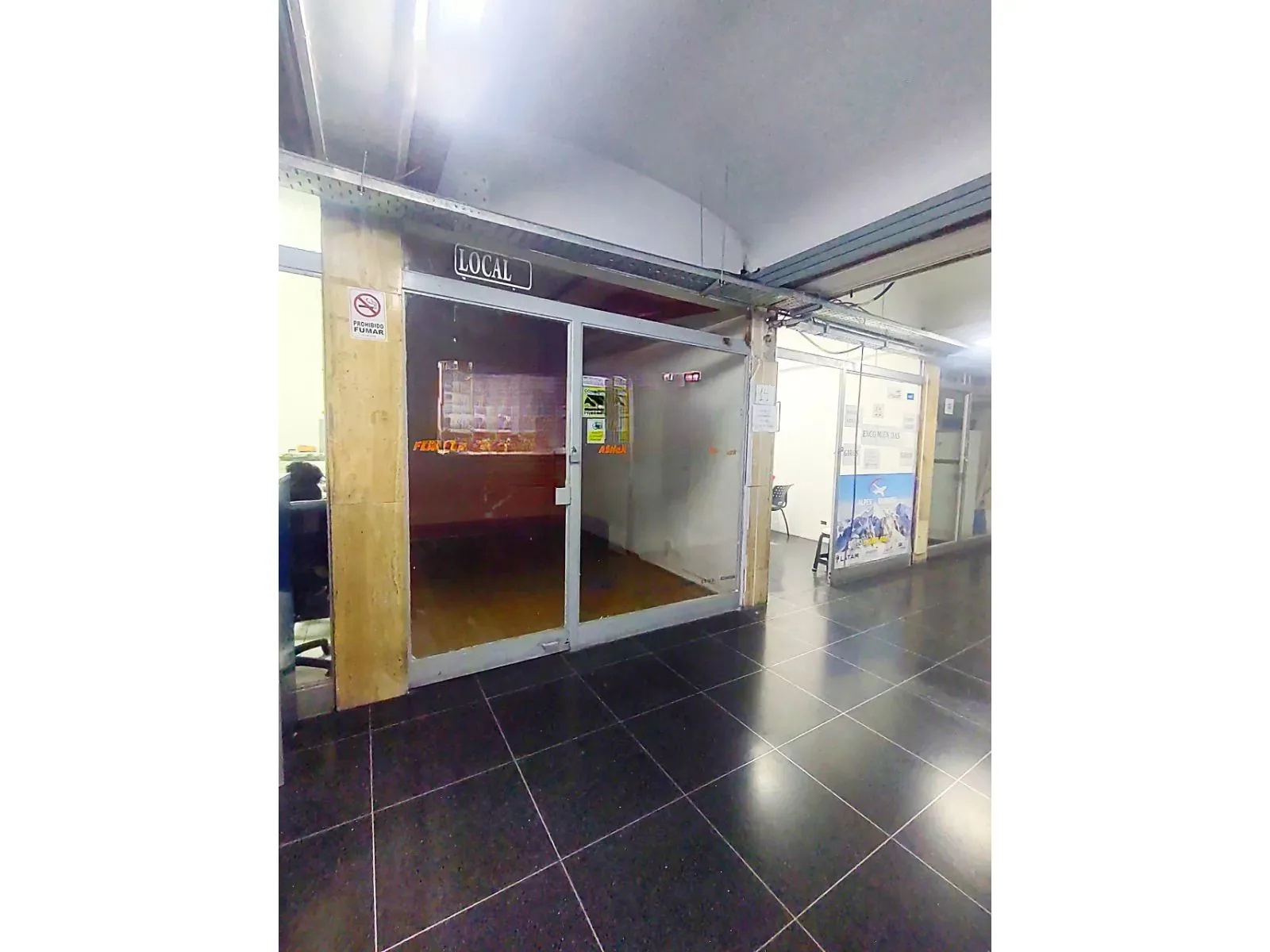 LOCAL COMERCIAL - OPORTUNIDAD foto 2