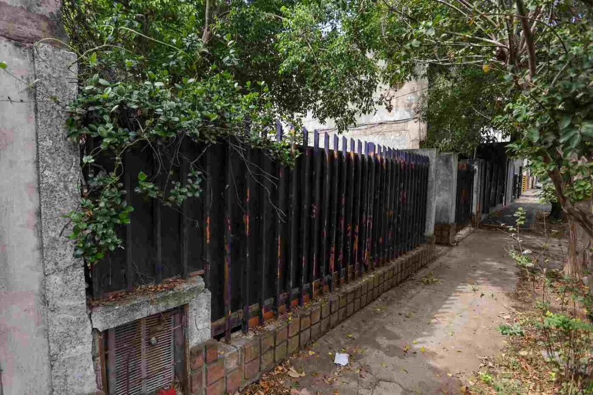 VENTA EXCELENTE LOTE TERRENO CON MEJORAS ITUZAINGÓ foto 4