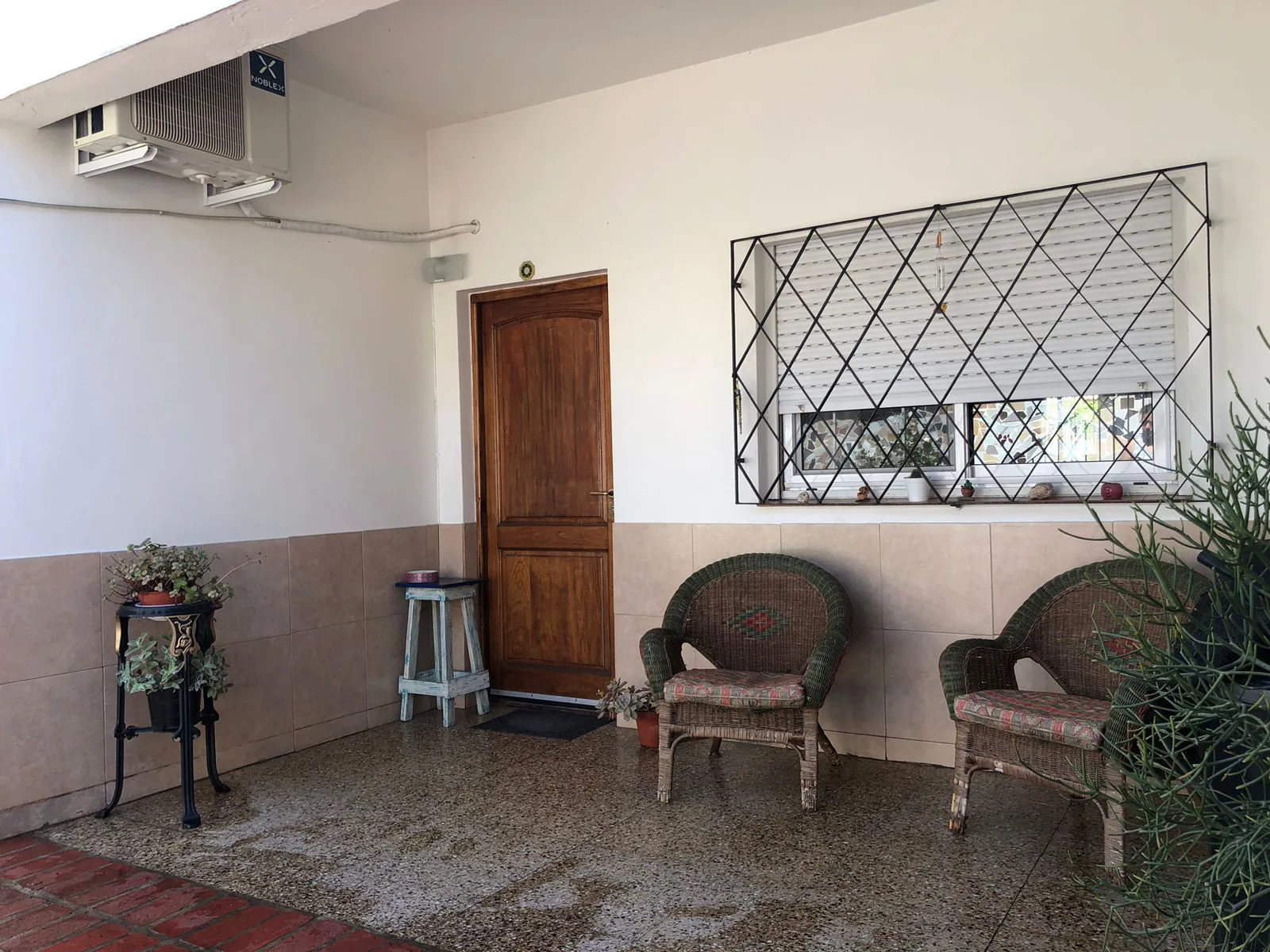 PH TIPO CASA 4 AMBIENTES IMPECABLE!!! EN HAEDO CHICO *APTO CREDITO* foto 2