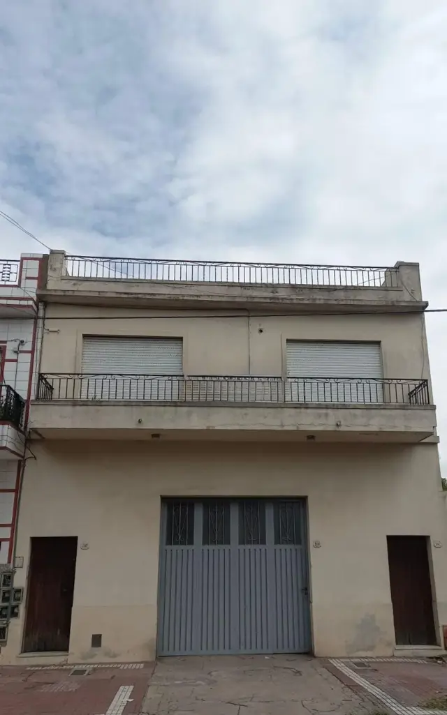 VENTA CASA PIÑEYRO con Galpon, gran potencial