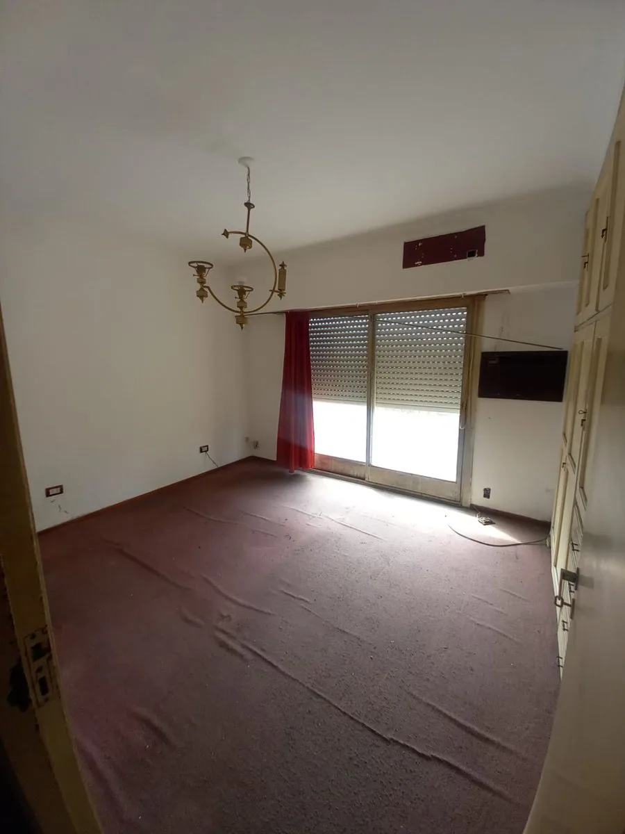 VENTA CASA PIÑEYRO con Galpon, gran potencial foto 4