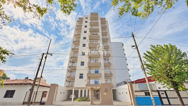 ALQUILER MONOAMBIENTE CON COCHERA EN MORÓN NORTE.
